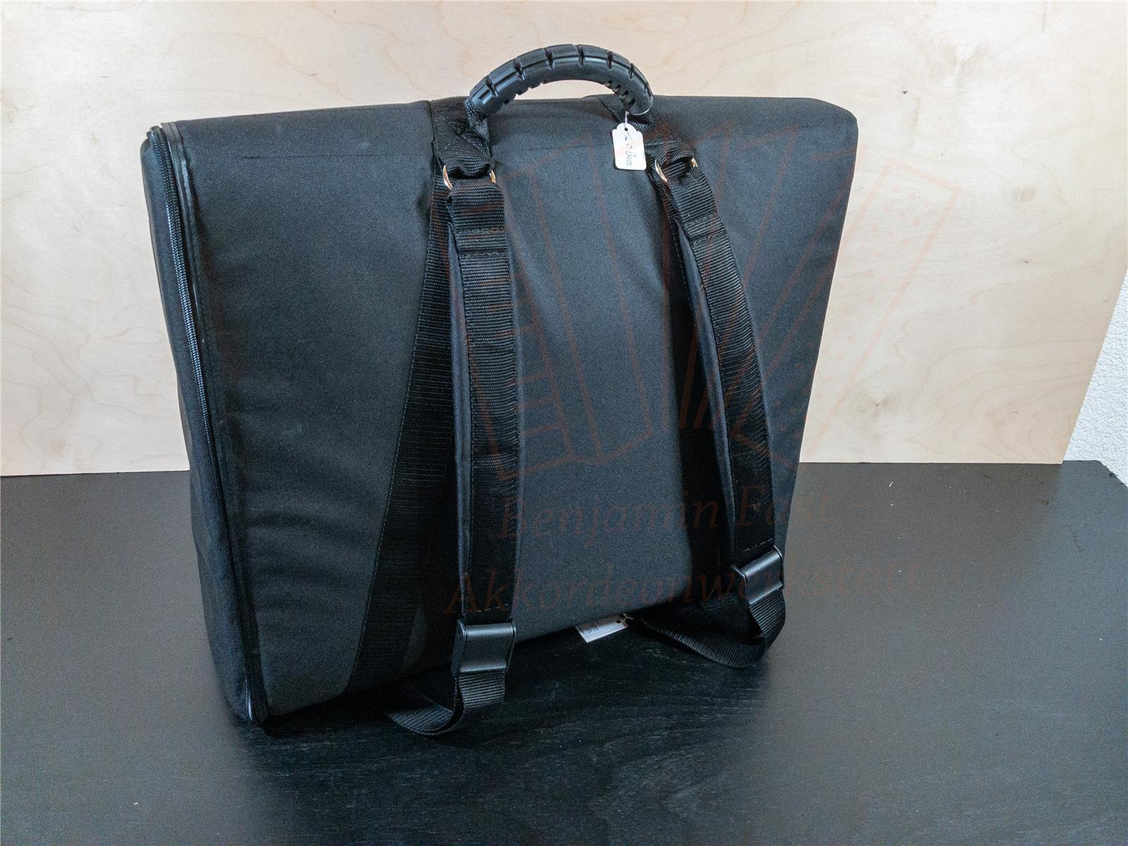 Akkordeontasche für 72 Bass schwarz Gigbag Akkordeontasche für 120 Bass schwarz Gigbag