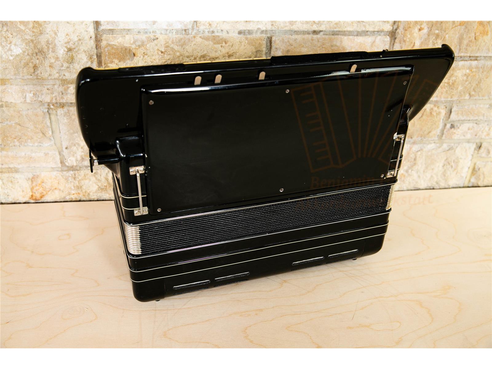 Akkordeon Hohner Morino VI M 185 Bass - gebraucht Akkordeon Hohner Morino VI M 185 Bass - gebraucht