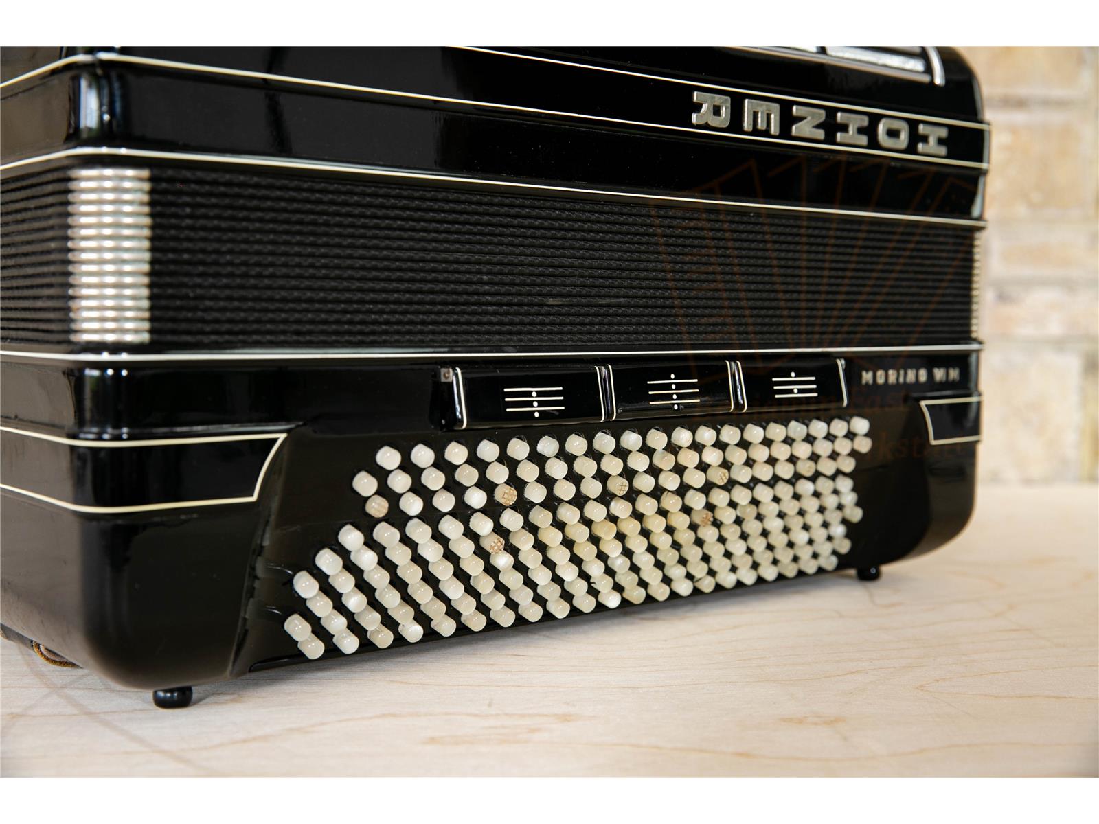 Akkordeon Hohner Morino VI M 185 Bass - gebraucht Akkordeon Hohner Morino VI M 185 Bass - gebraucht