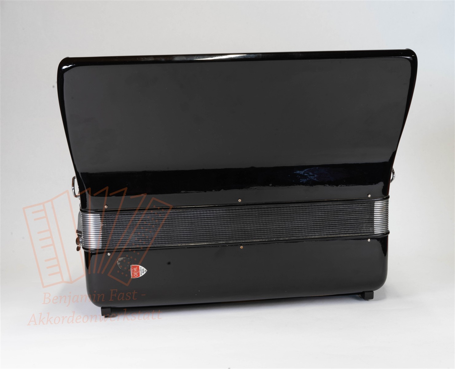 Akkordeon Serenelli 120 Bass schwarz, gebraucht Akkordeon Serenelli 120 Bass schwarz, gebraucht