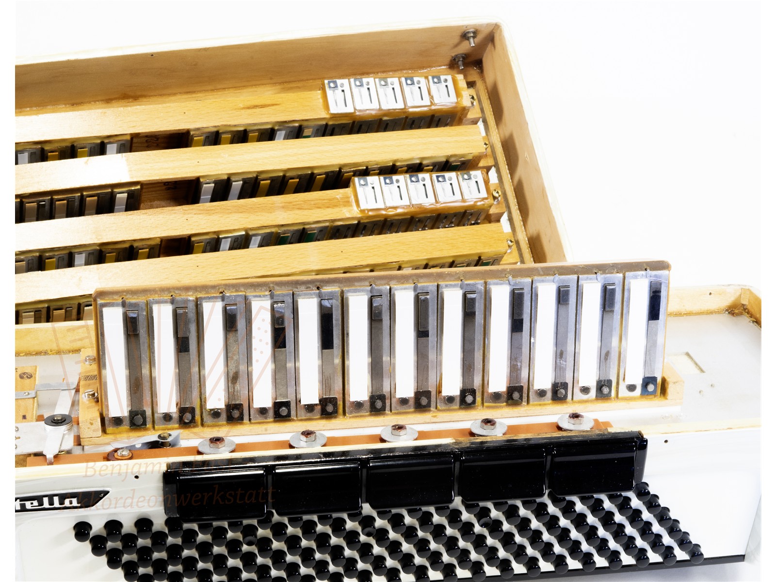 Akkordeon Weltmeister Stella 120 41/120/IV/11/5 weiß - gebraucht