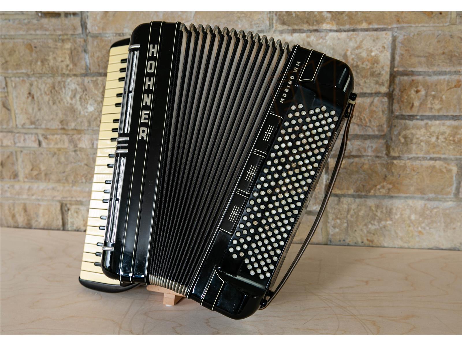 Akkordeon Hohner Morino VI M 185 Bass - gebraucht Akkordeon Hohner Morino VI M 185 Bass - gebraucht