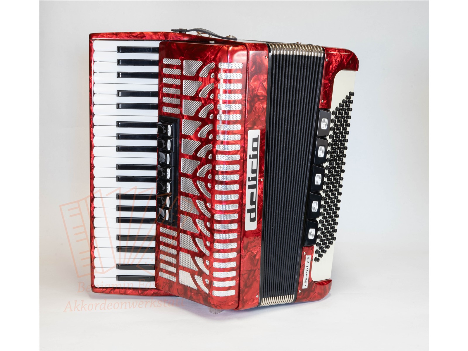 Akkordeon Delicia Choral 23 rot 41/120/III/7/5, gebraucht Akkordeon Delicia Choral 23 rot 41/120/III/7/5, gebraucht