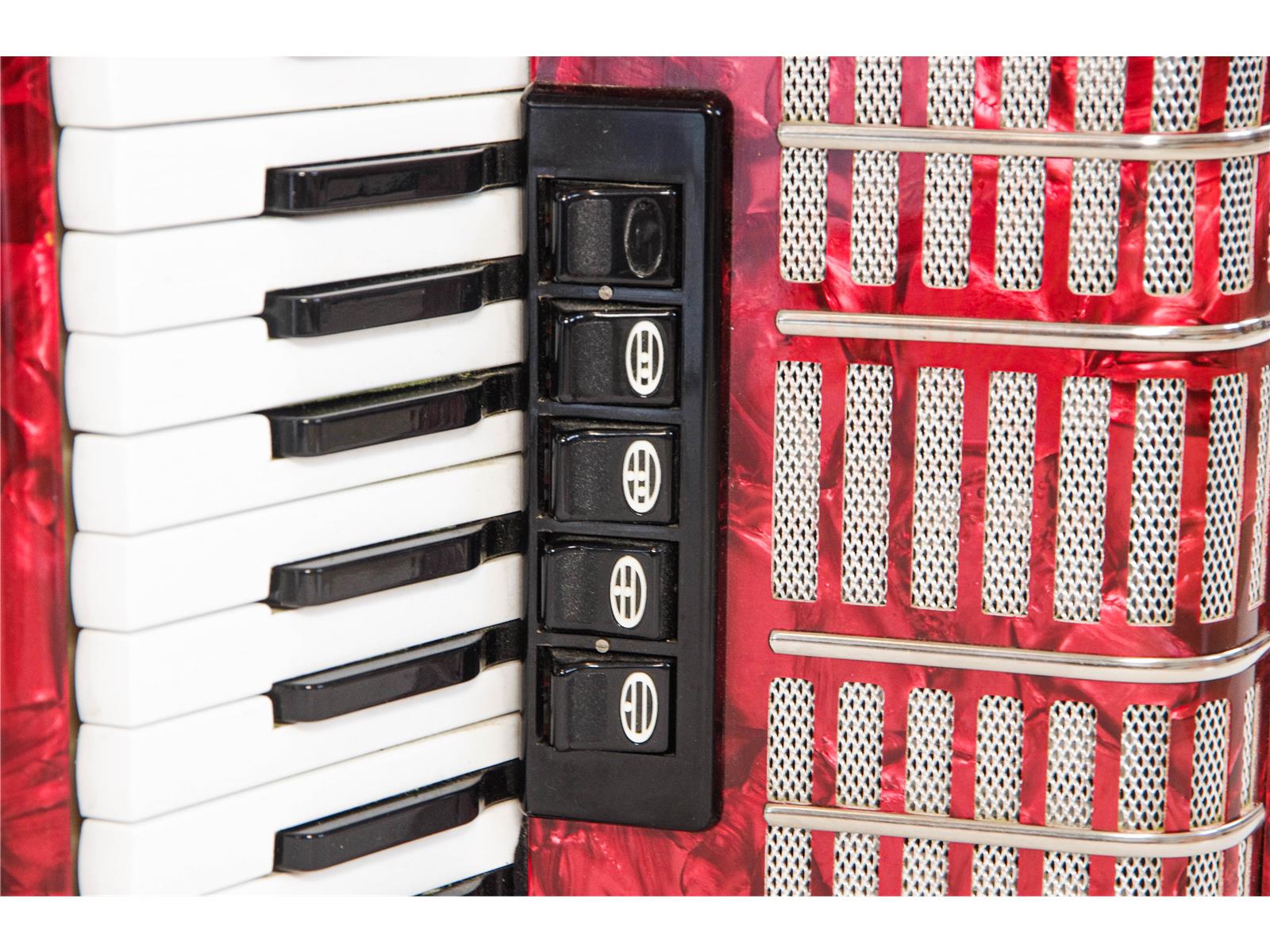 Akkordeon Hoyer Classic III 34/72/III/5/3, gebraucht Akkordeon Hoyer Classic III 34/72/III/5/3, gebraucht