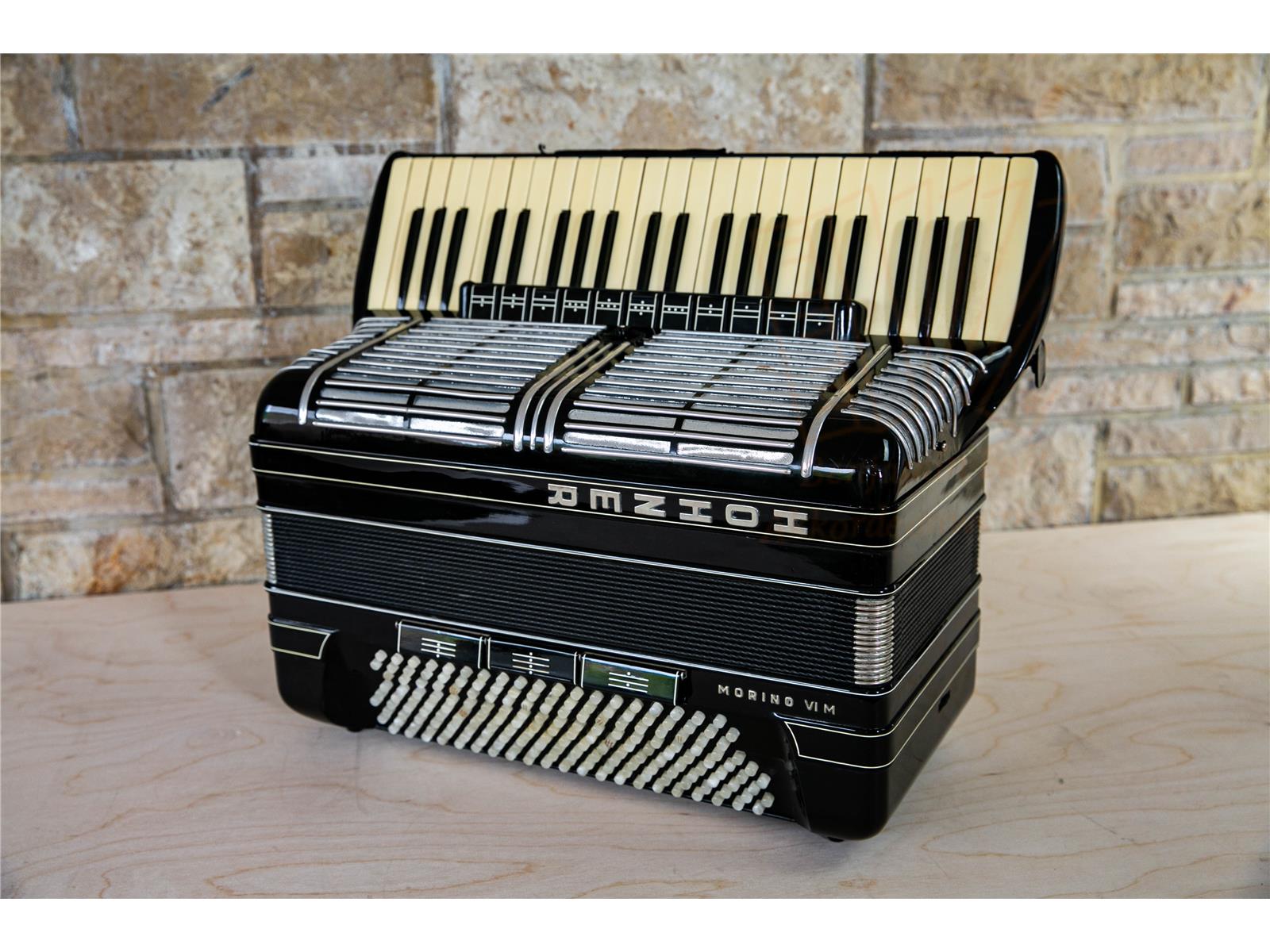 Akkordeon Hohner Morino VI M 185 Bass - gebraucht Akkordeon Hohner Morino VI M 185 Bass - gebraucht